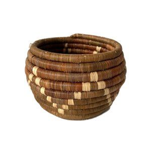 AFRICAN RWANDAN PILGRIMAGE HAND WOVEN FRUIT BOWL